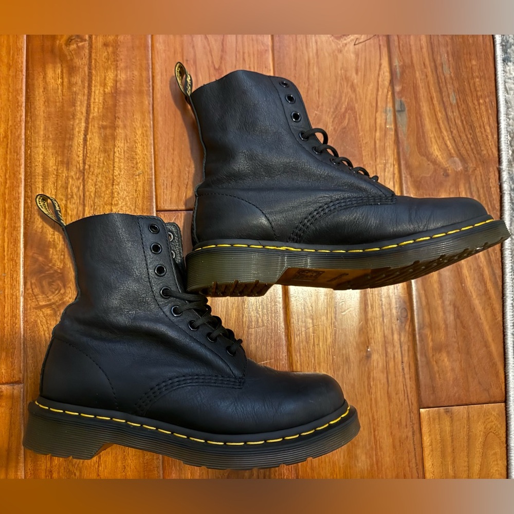 Dr.Martens Matte Black Boots - Picture 3 of 7